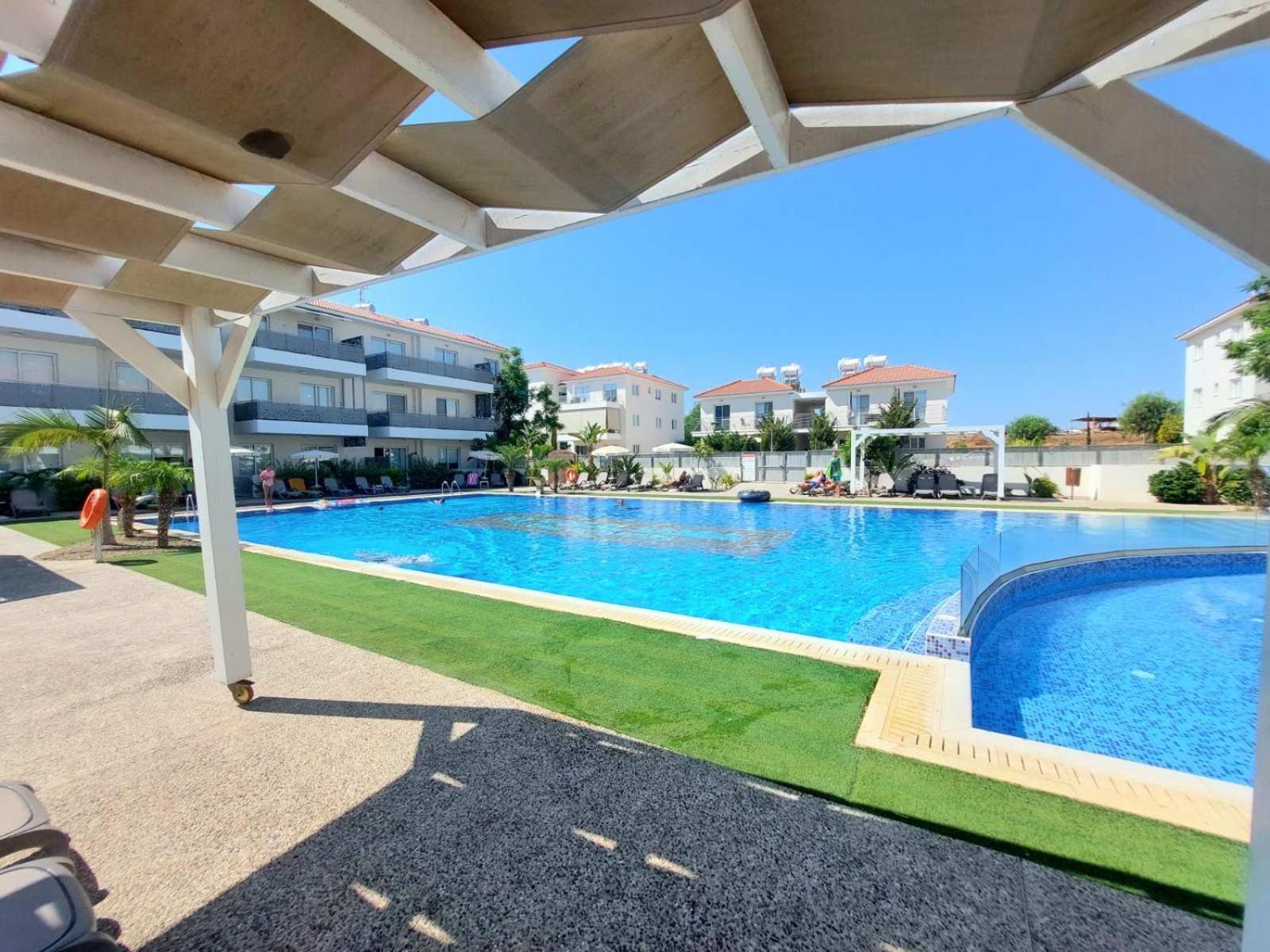Mythical Sands Resort - Antonios Паралимни Екстериор снимка