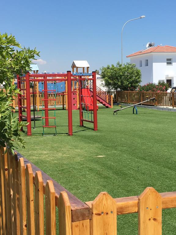 Mythical Sands Resort - Antonios Паралимни Екстериор снимка