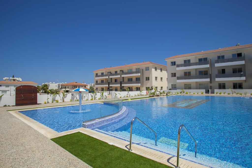 Mythical Sands Resort - Antonios Паралимни Екстериор снимка