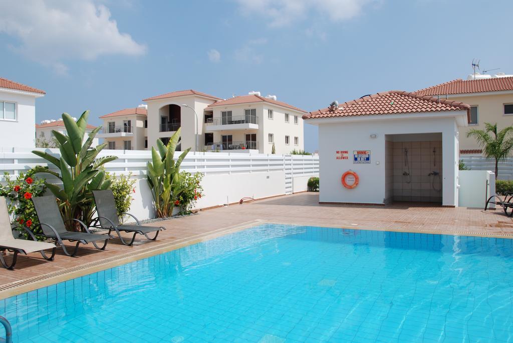 Mythical Sands Resort - Antonios Паралимни Екстериор снимка